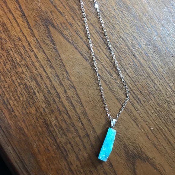 Aqua Coloured Stone Pendant Necklace - 18 inch length - Picture 2 of 11